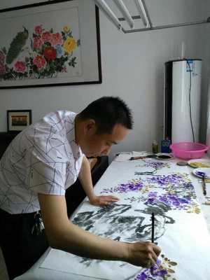 莒縣四名書畫家攜手辛興芬共圓助殘夢