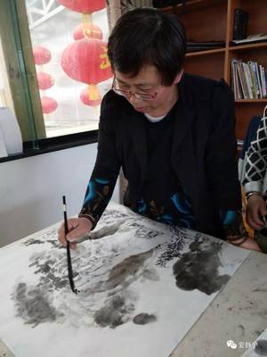 靜寧縣美術家協會召開創作研討筆會